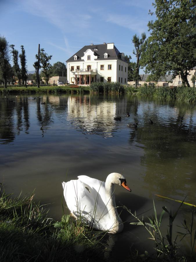 Aparthotel Pałac na Wodzie Jelenia Góra Zewnętrze zdjęcie